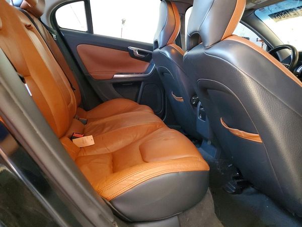 2013 VOLVO S60