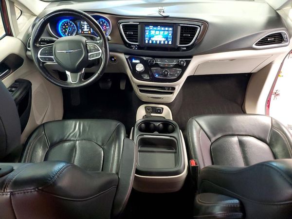 2019 CHRYSLER PACIFICA
