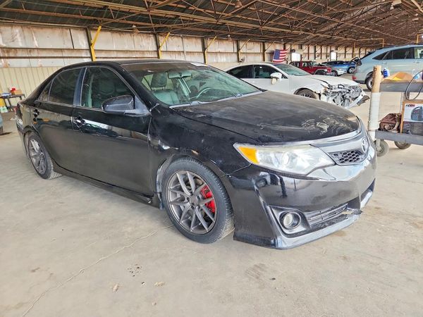 2013 TOYOTA CAMRY
