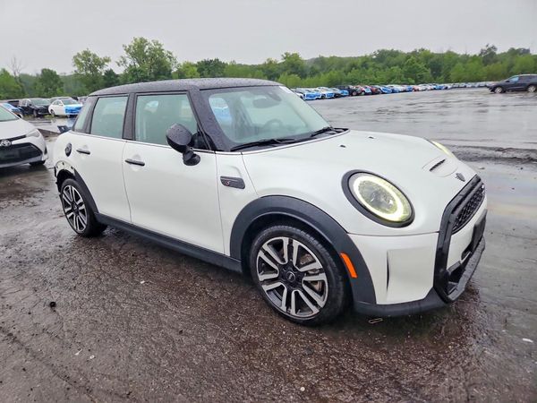 2024 MINI COOPER