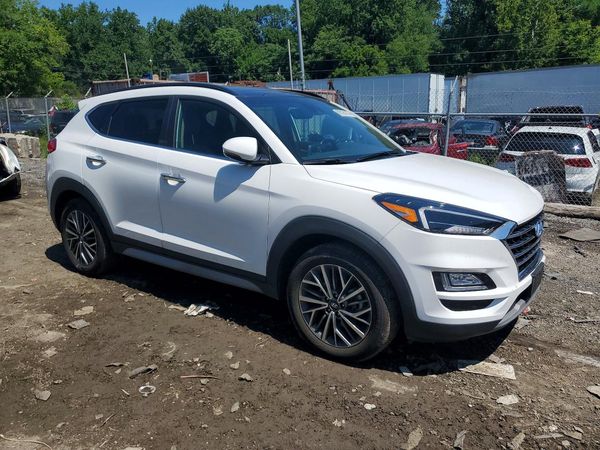 2020 HYUNDAI TUCSON