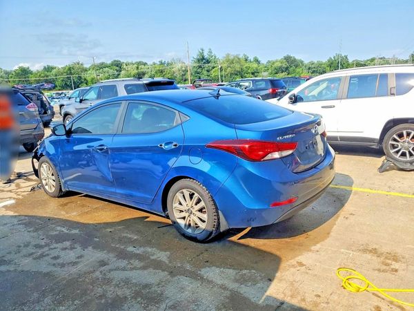 2015 HYUNDAI ELANTRA GLS(Middle)