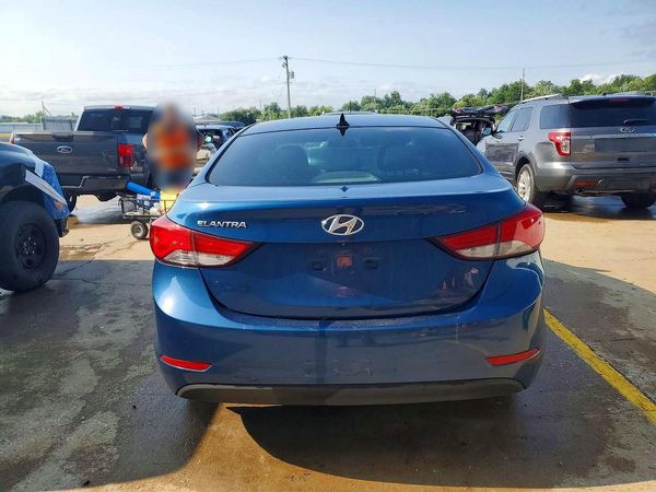2015 HYUNDAI ELANTRA GLS(Middle)