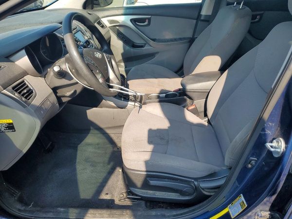 2015 HYUNDAI ELANTRA GLS(Middle)
