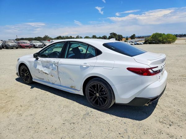 2025 TOYOTA CAMRY