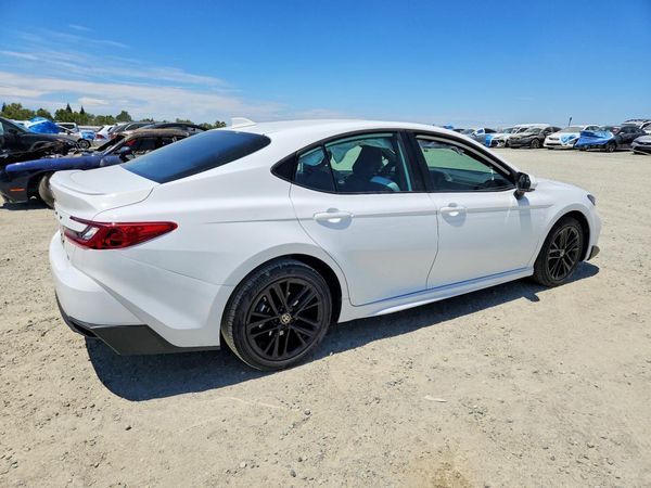 2025 TOYOTA CAMRY