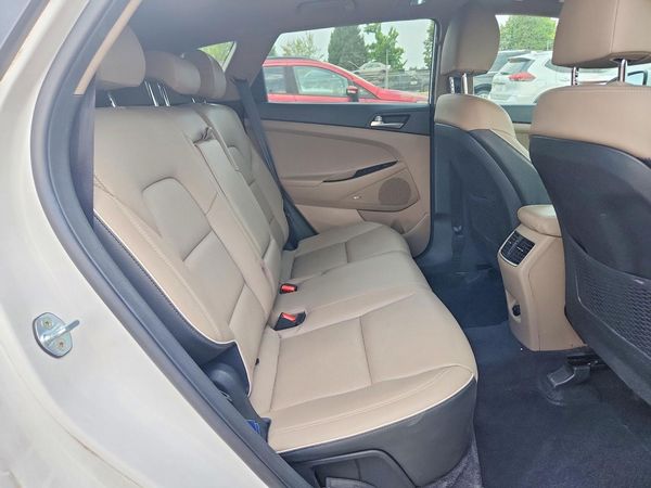 2019 HYUNDAI TUCSON