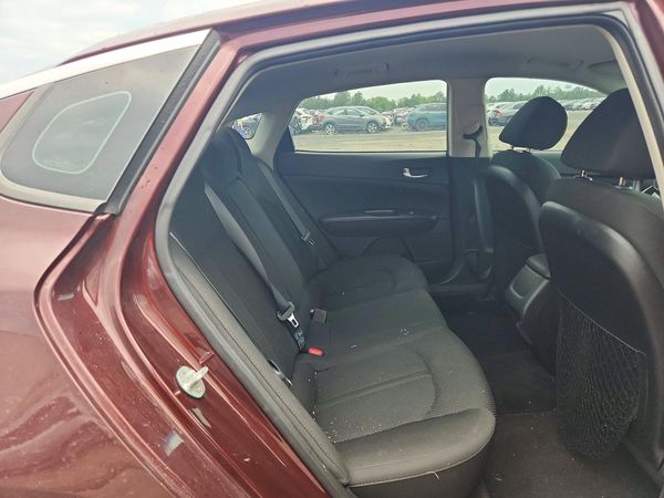 2019 KIA OPTIMA LX, S