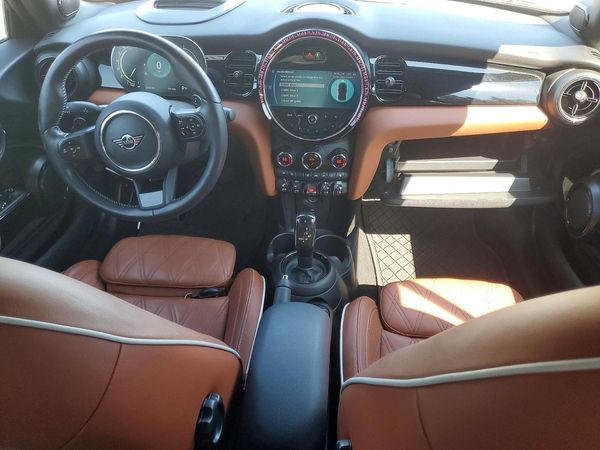 2022 MINI COOPER