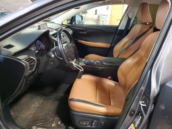 2015 LEXUS NX 200t Luxury