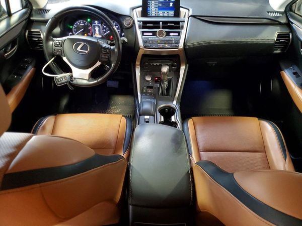 2015 LEXUS NX 200t Luxury