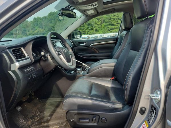 2016 TOYOTA HIGHLANDER Base/Hybrid