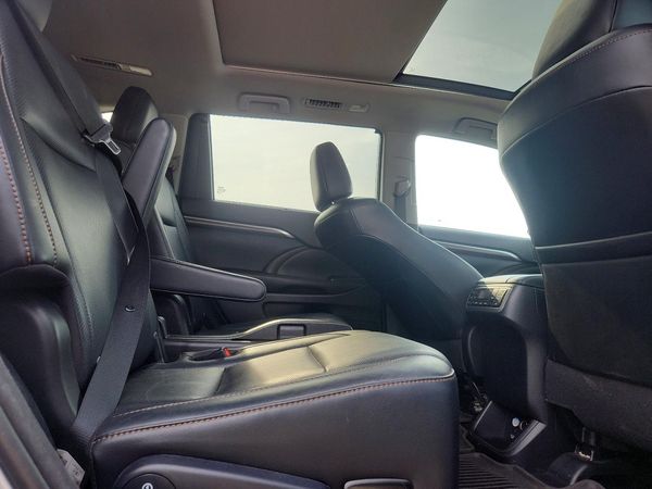 2016 TOYOTA HIGHLANDER Base/Hybrid