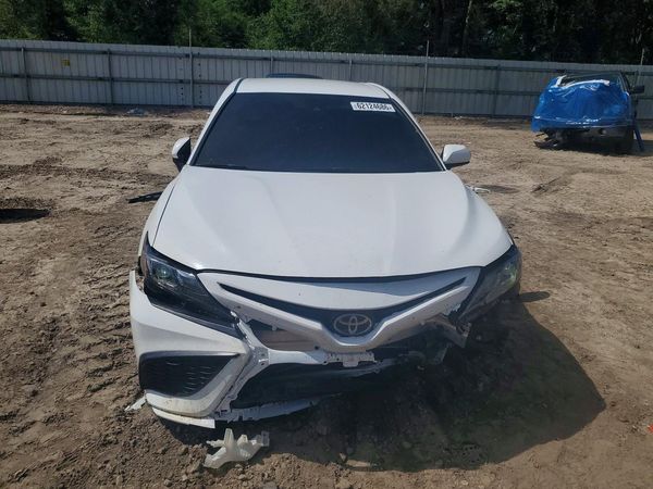 2021 TOYOTA CAMRY