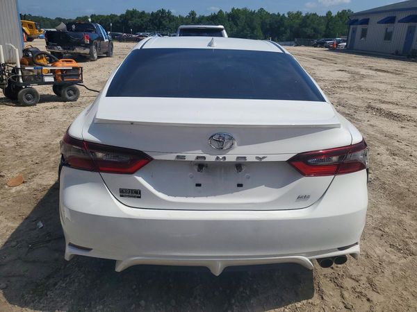 2021 TOYOTA CAMRY