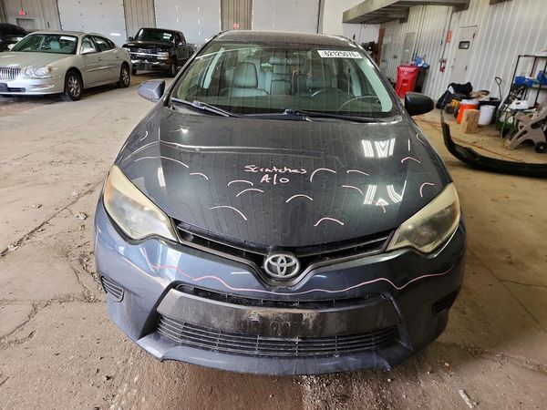 2015 TOYOTA COROLLA
