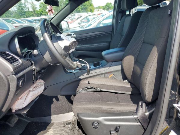 2021 JEEP GRAND CHEROKEE Laredo