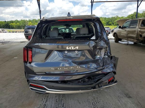 2022 KIA SORENTO S