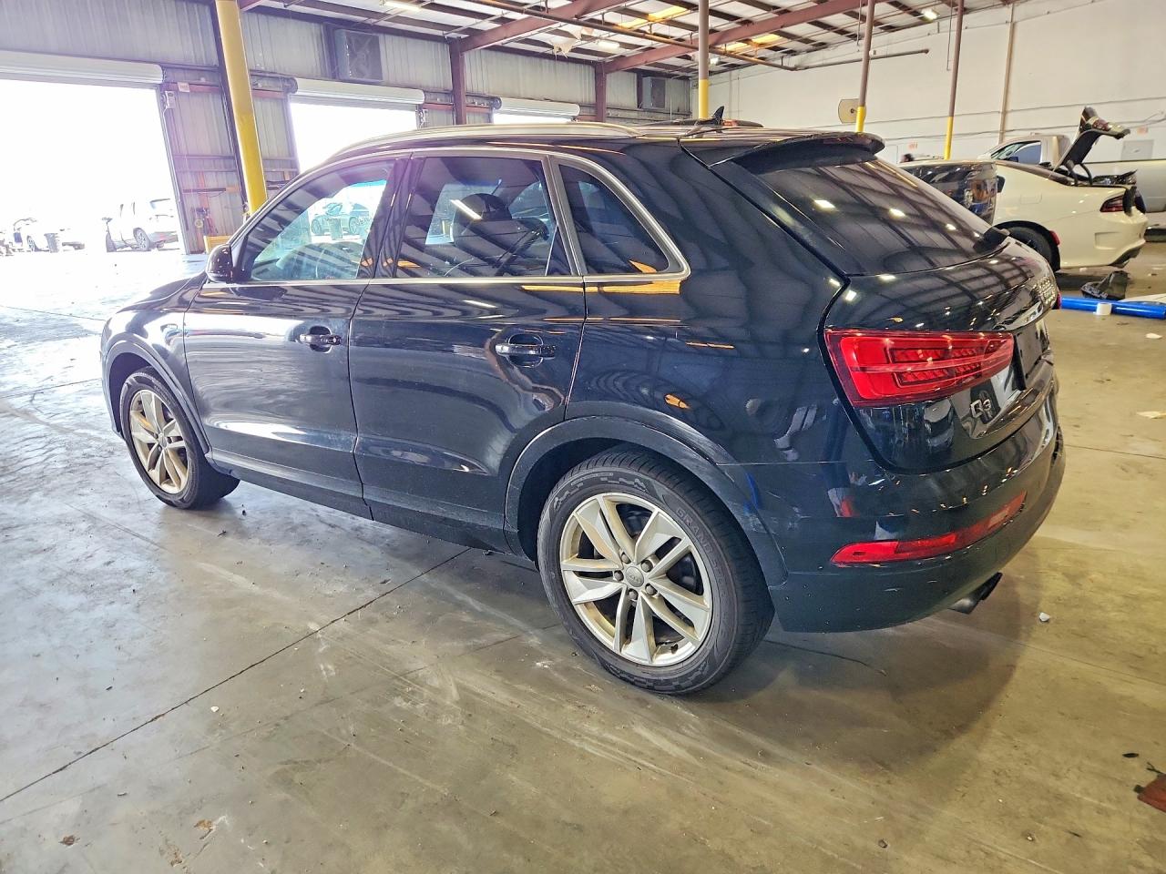 2018 AUDI Q3