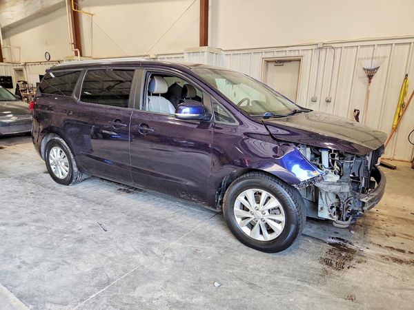 2018 KIA SEDONA LX