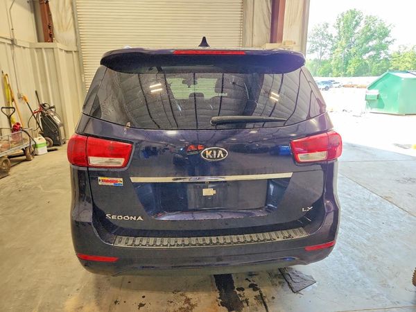 2018 KIA SEDONA LX