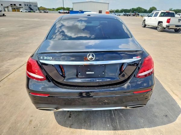 2018 MERCEDES-BENZ E