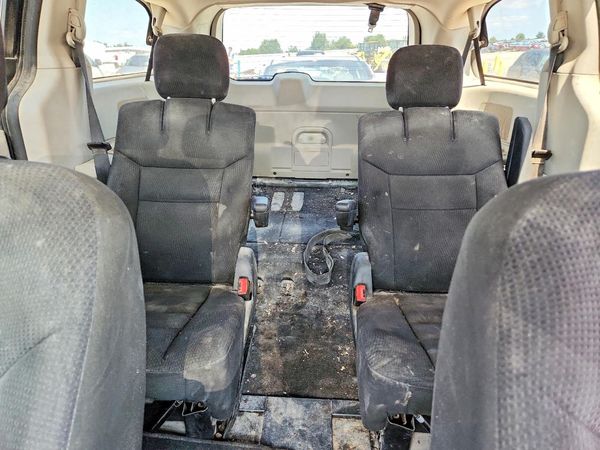 2015 DODGE GRAND CARAVAN SE
