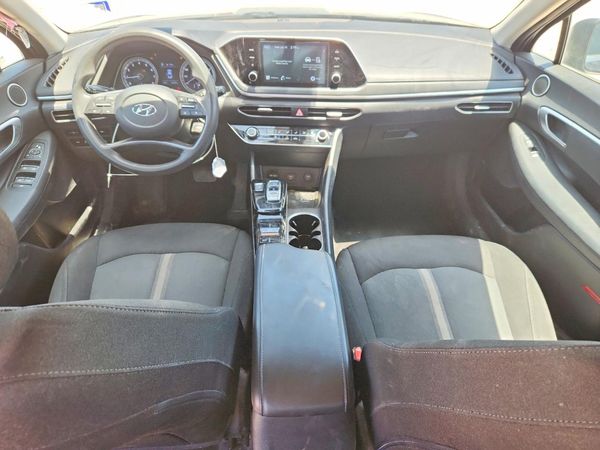 2021 HYUNDAI SONATA SE