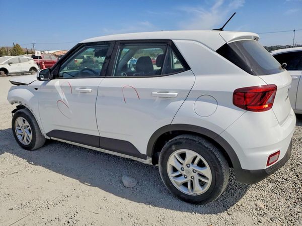 2025 HYUNDAI VENUE SE