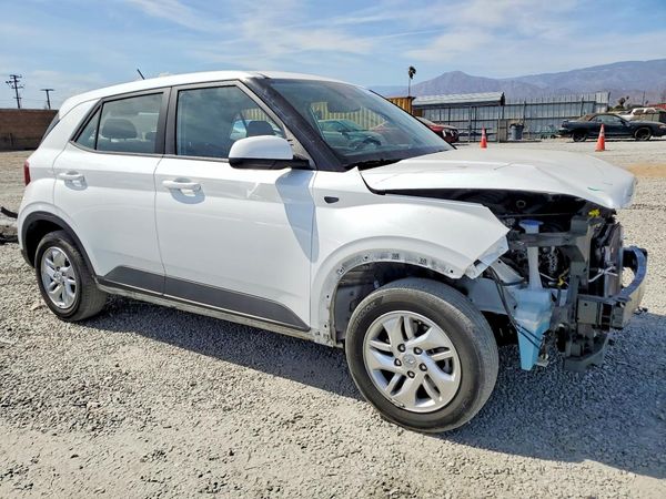 2025 HYUNDAI VENUE SE