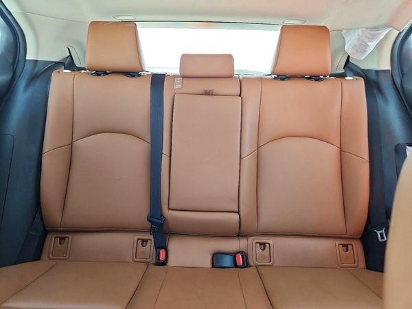 2019 LEXUS UX