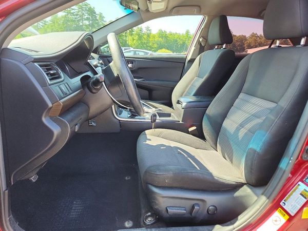 2017 TOYOTA CAMRY