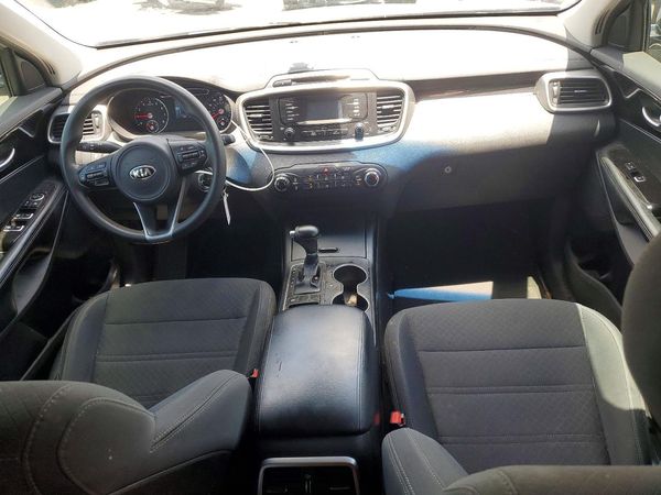 2018 KIA SORENTO L, LX