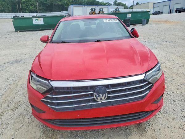 2021 VOLKSWAGEN JETTA S / SE / R-Line