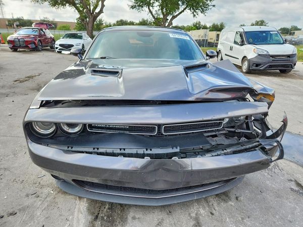 2019 DODGE CHALLENGER SXT