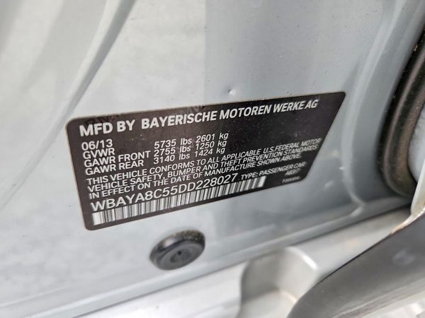 2013 BMW 750 750i/Alpina B7