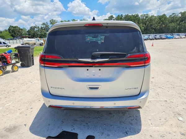 2024 CHRYSLER PACIFICA Limited