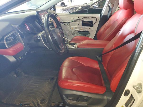 2022 TOYOTA CAMRY XSE