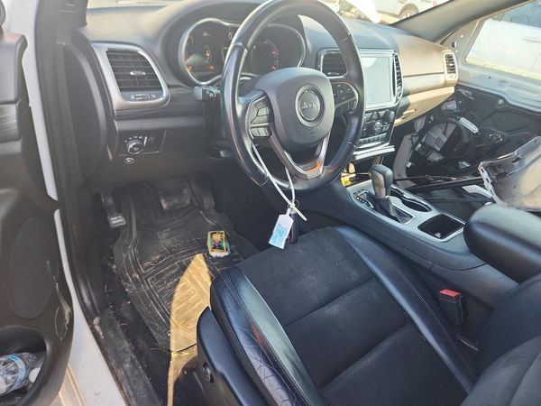 2019 JEEP GRAND CHEROKEE LAREDO 4X4