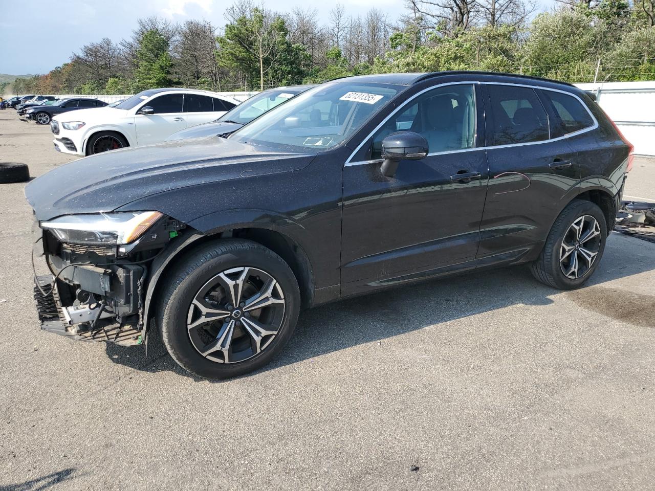 2022 VOLVO XC60