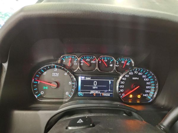 2015 CHEVROLET SUBURBAN LT