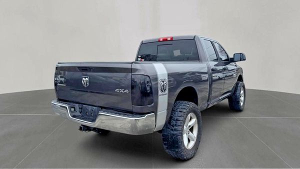 2016 RAM 1500 SLT