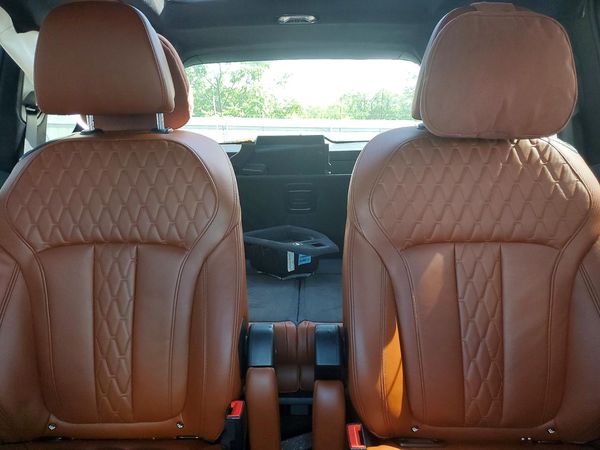 2019 BMW X7 xDrive50i