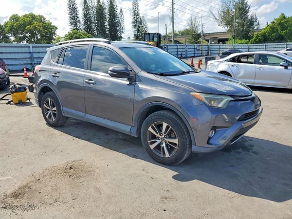 2018 TOYOTA RAV4 Adventure/XLE