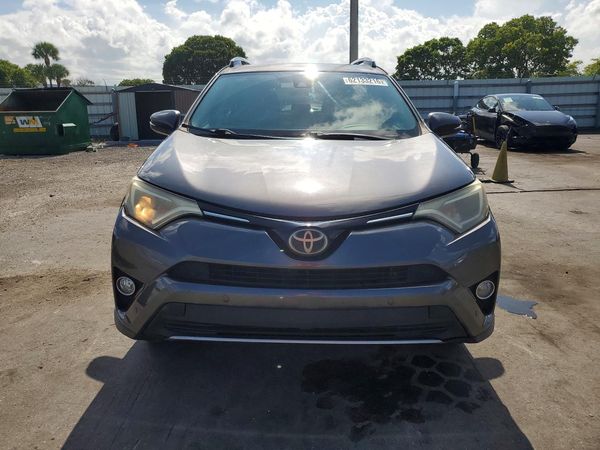 2018 TOYOTA RAV4 Adventure/XLE