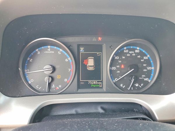2018 TOYOTA RAV4 Adventure/XLE