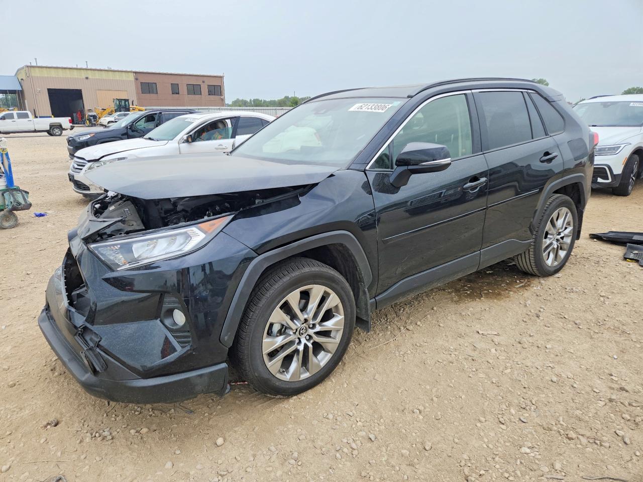 2019 TOYOTA RAV4 XLE Premium