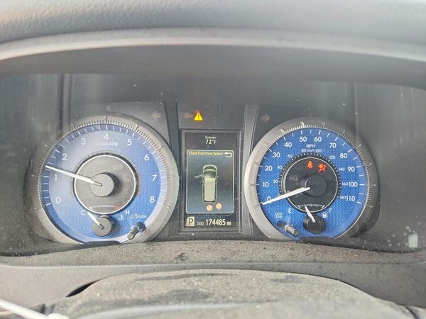 2015 TOYOTA SIENNA