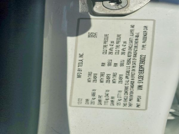 2023 TESLA MODEL 3