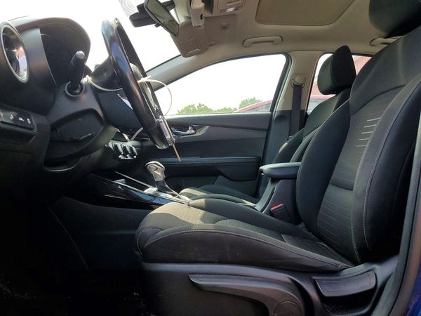 2021 KIA FORTE EX